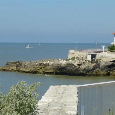 : De Standing - Tout Confort Et Moderne - 4 Chambres - Centre Ville Apartamento Royan