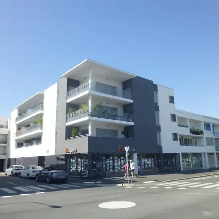 : De Standing - Tout Confort Et Moderne - 4 Chambres - Centre Ville Royan
